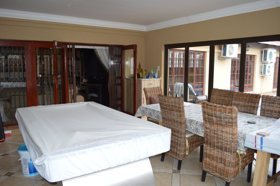 4 Bedroom Property for Sale in Flamwood North West